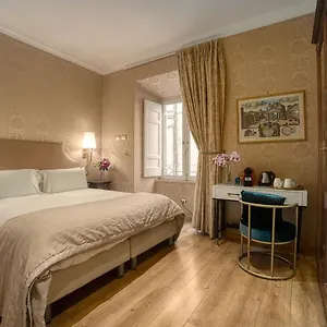 بيت ضيافة Bq House Trevi Luxury, روما